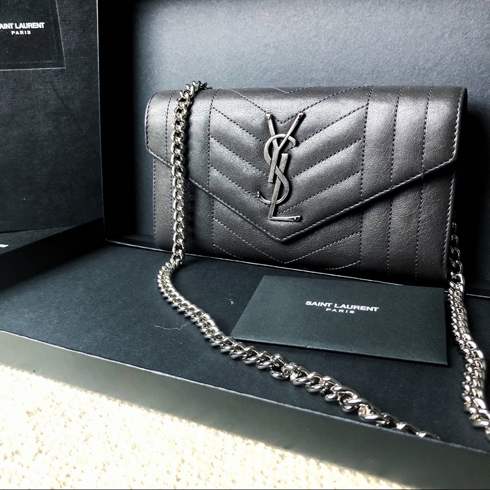 YSL yves saint Laurent chevron long wallet